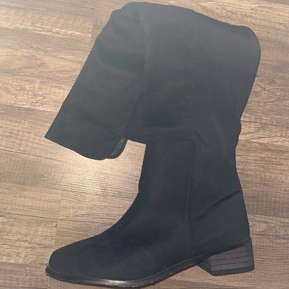 High knee boots
